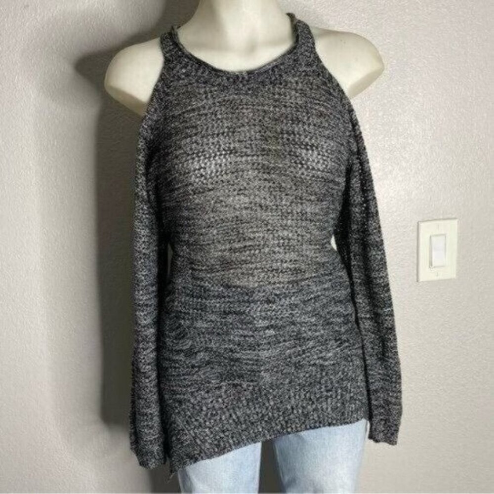 Willow & Clay Charcoal Gray Cold Shoulder Knit Sweater Size S